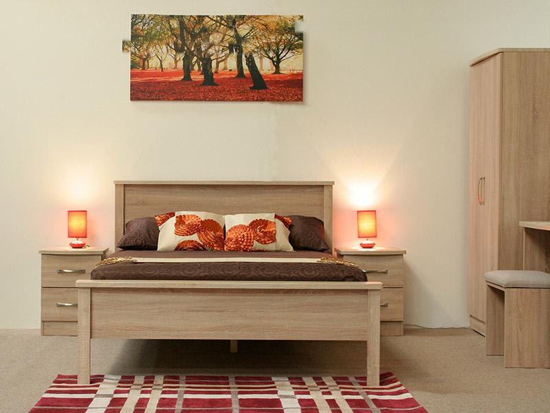 Lungo Small Mid Oak Bookcase